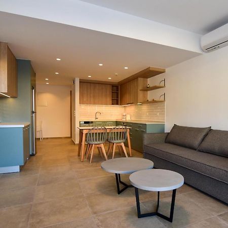 Rosemary Apartments Palaiochora Ngoại thất bức ảnh