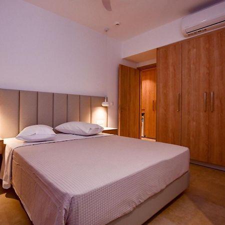 Rosemary Apartments Palaiochora Ngoại thất bức ảnh